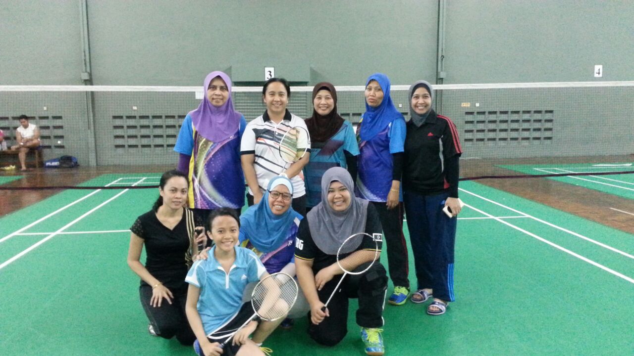 Read more about the article Harwood’s Sports & Recreation Club Badminton Friendly